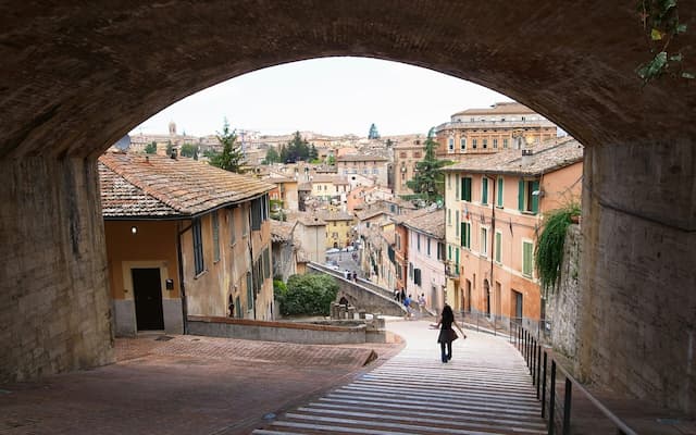 13 sessions on AI, business models, and product in journalism we are looking forward to in Perugia #IJF26